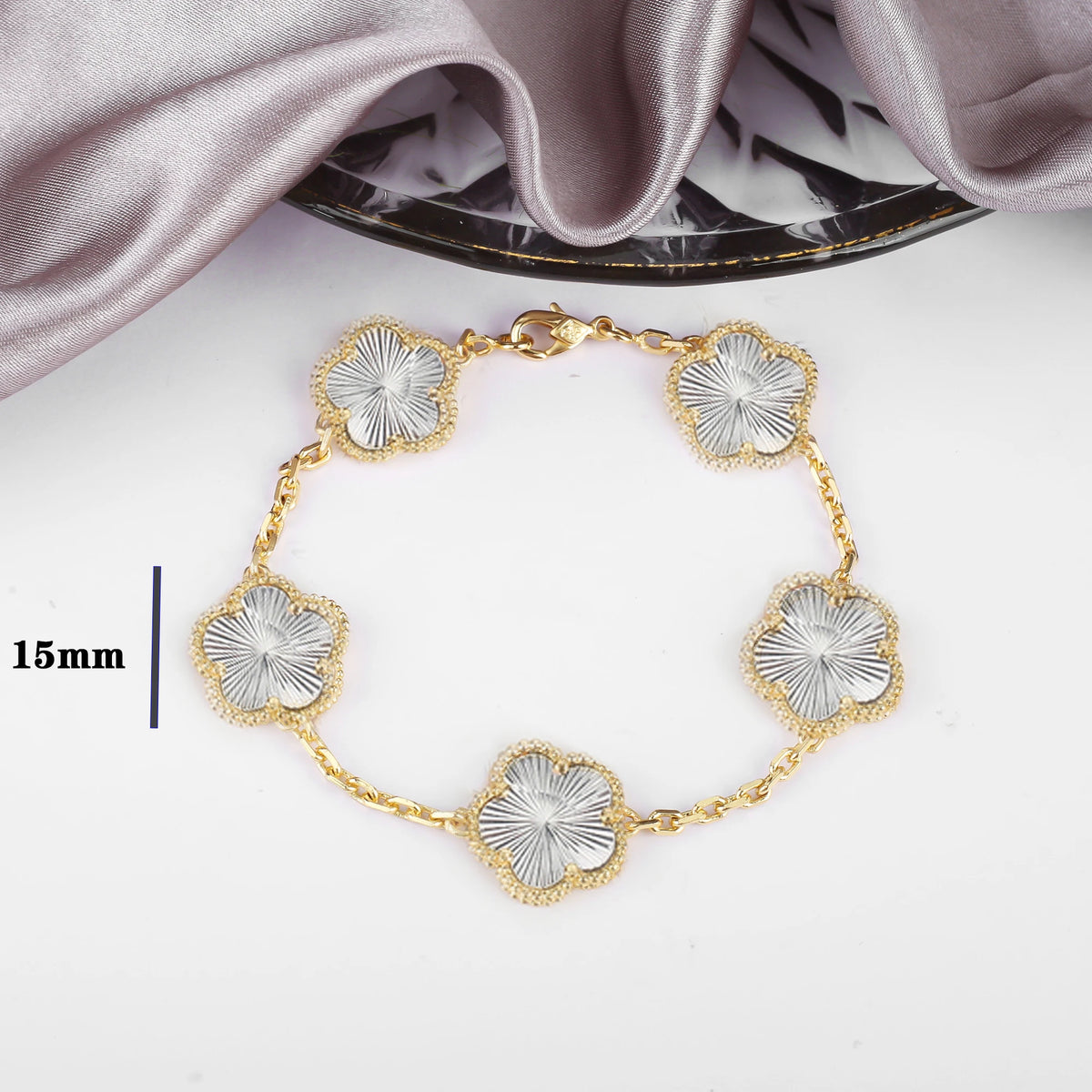 Five-Leaf Clover Necklace